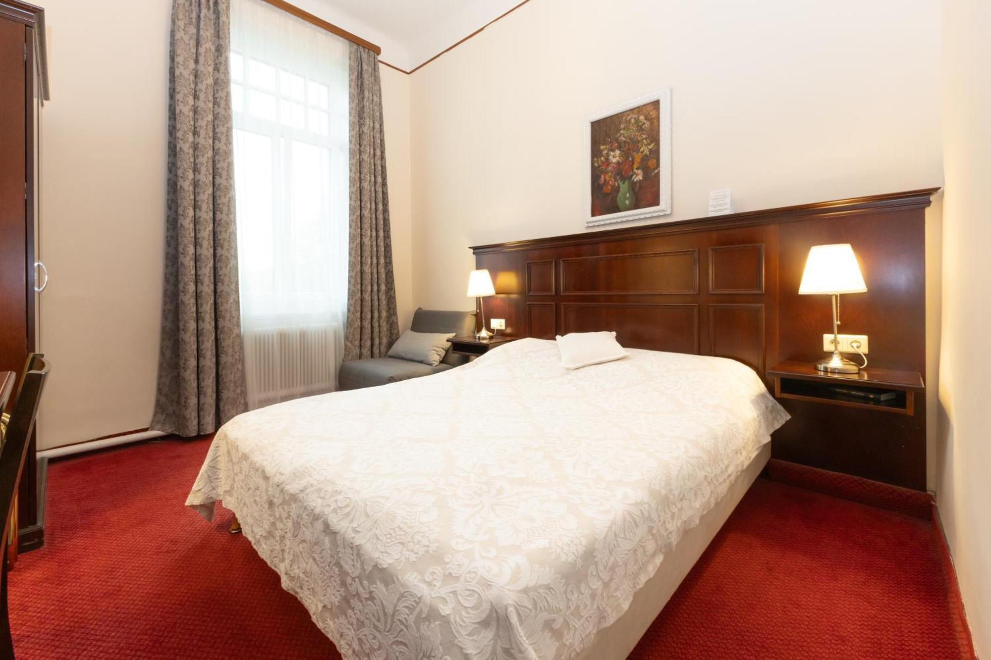 Hotel Viktoria Schoenbrunn Vienna Exterior photo
